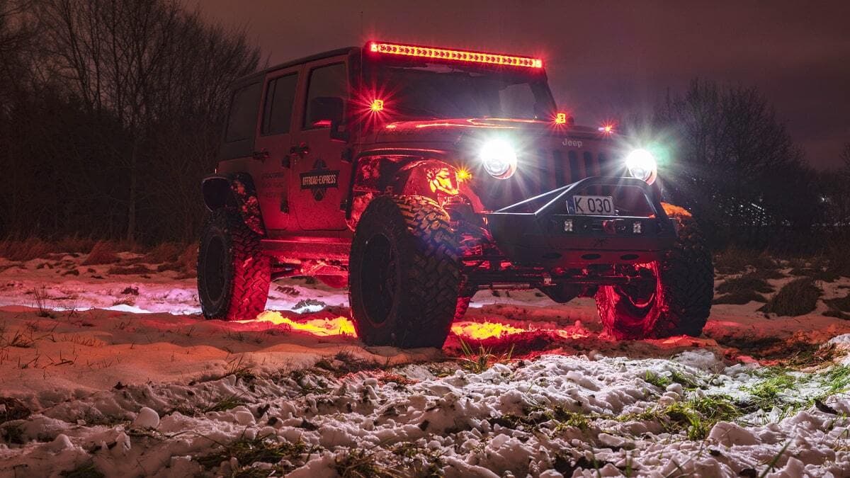 Oświetlenie dodatkowe LED na Jeep Wrangler JK